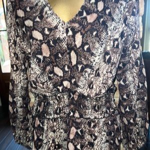 Gypsy love size m brown black snakeskin shirt